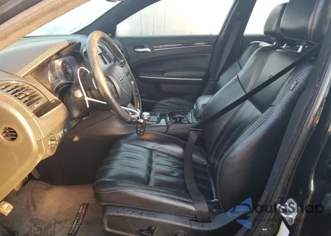 2019 Chrysler 300 S z USA, uszkodzony, nr VIN 2C3CCABG5KH515518